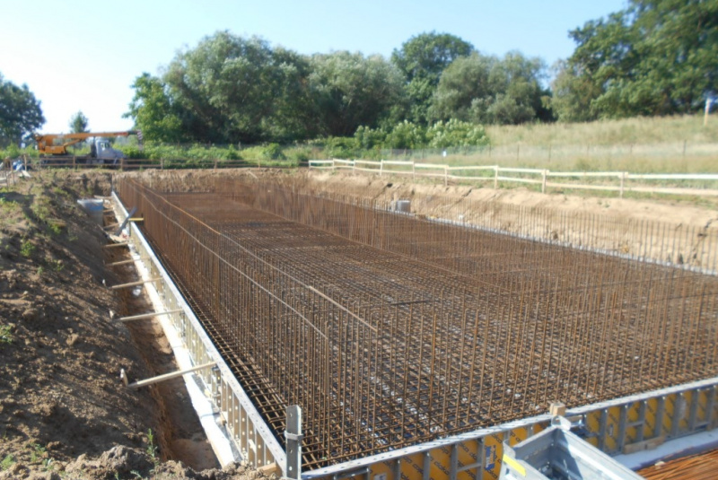 Trhovište, Bánovce nad Ondavou - kanalizácia a ČOV