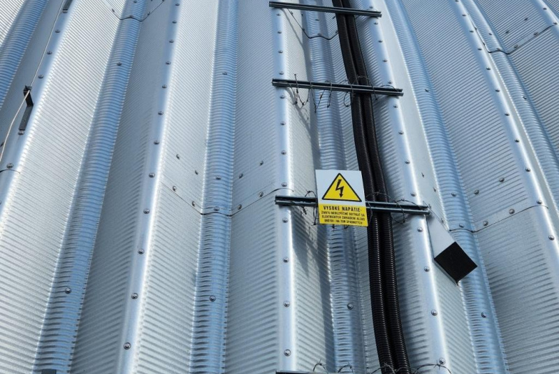 Fotovoltické elektrárne Fotovoltické elektrárne